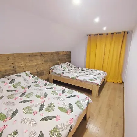 Holiday home Poddasze Ceglane - Warpuny-mazury- 12 Km Od Mragowa Warpuny