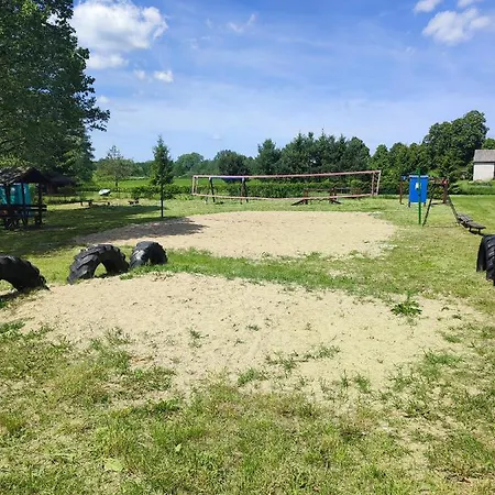 Holiday home Poddasze Ceglane - Warpuny-mazury- 12 Km Od Mragowa *